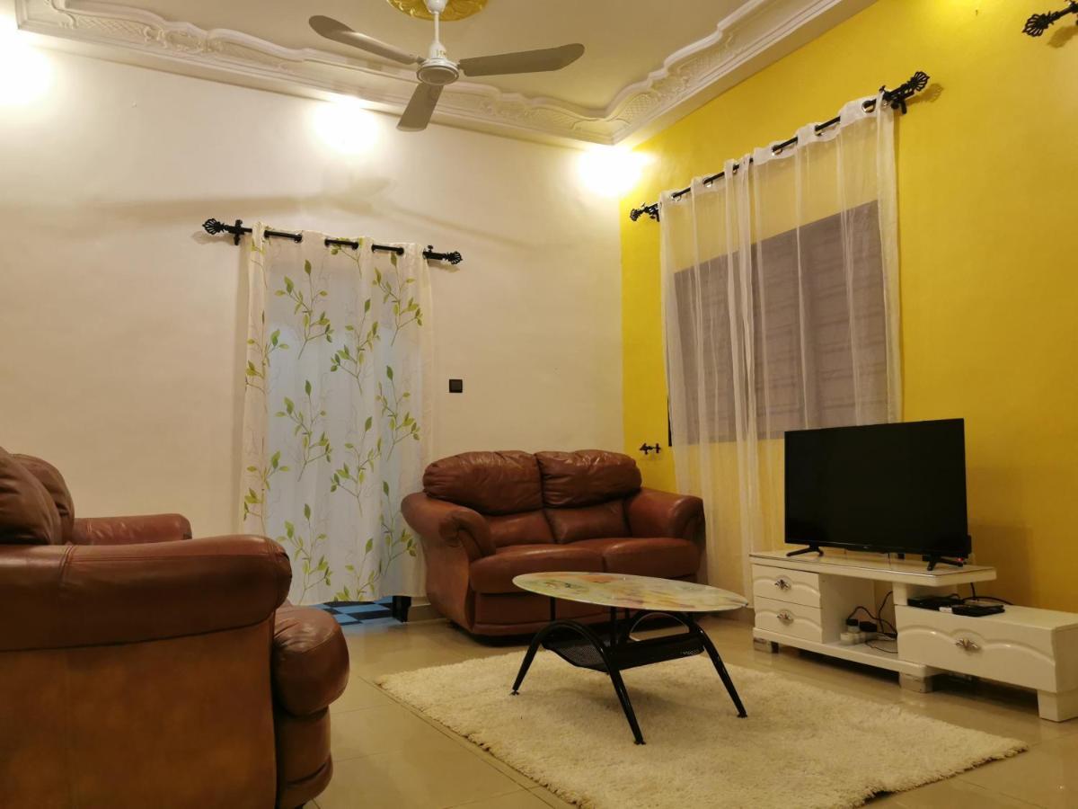 Residences Aske Abomey-Calavi Bagian luar foto