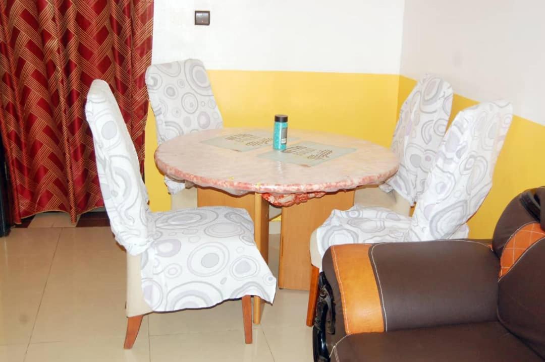 Residences Aske Abomey-Calavi Bagian luar foto
