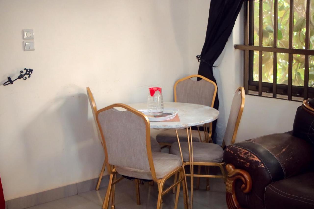 Residences Aske Abomey-Calavi Bagian luar foto